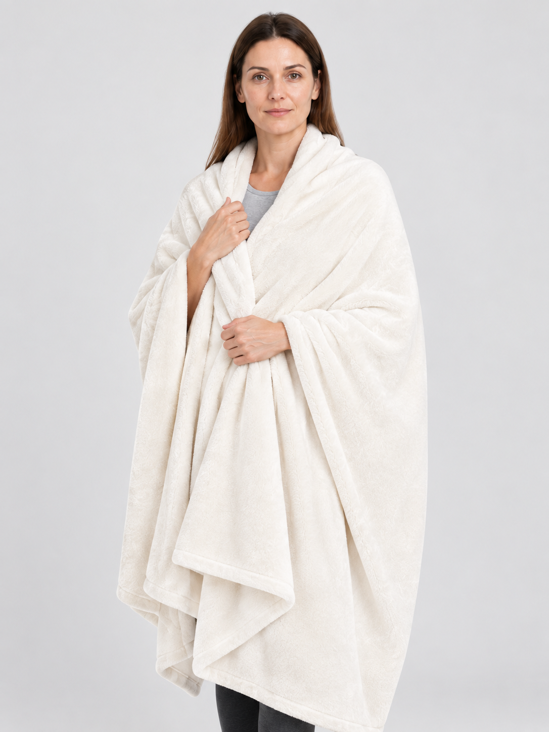 Pearl-white flannel blanket with a fuzzy texture