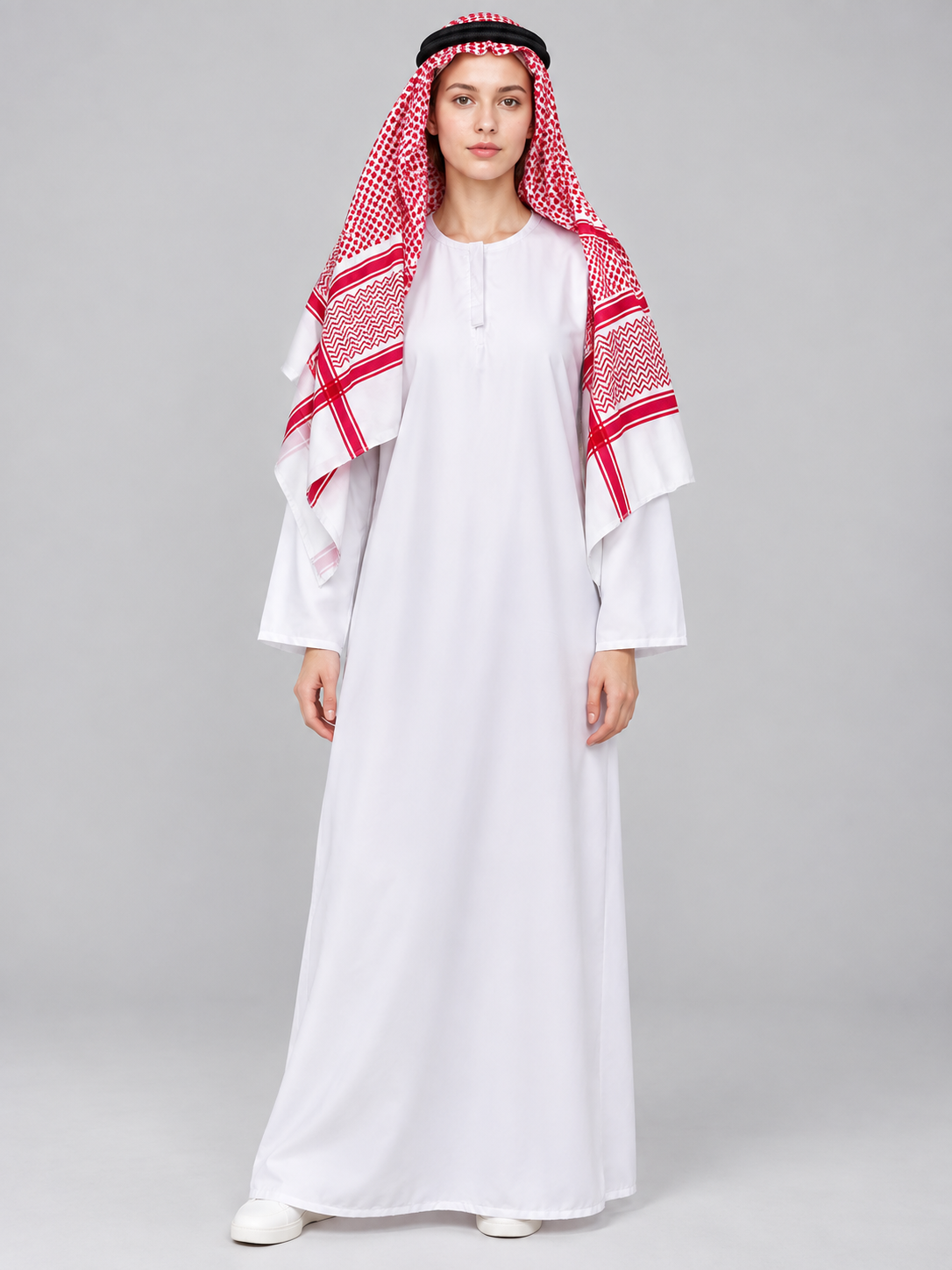 Arabian-themed costume with headscarf Costumes detail