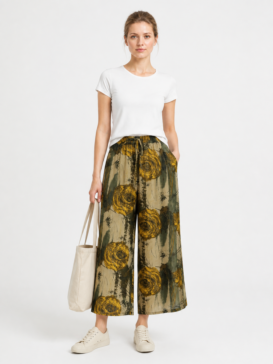 Palazzo Pants with Floral Print and Drawstring product detail