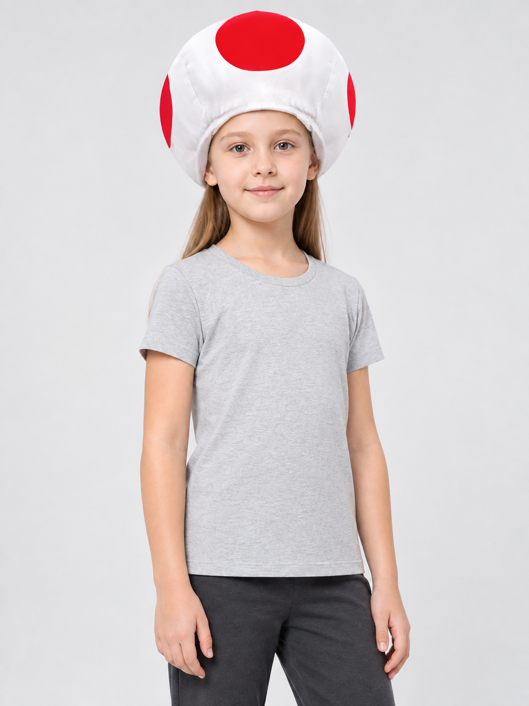 3D cosplay hat with red circular elements Costume Headwear detail
