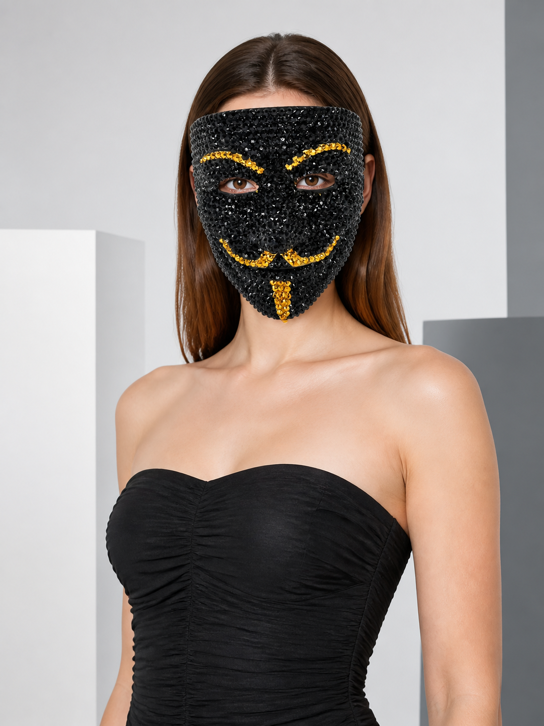 Black and Gold Carnival Mask for Halloween and Cosplay Costume Masks detail