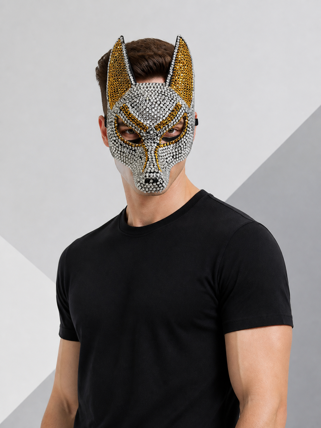Silver-and-gold wolf carnival mask for Halloween
