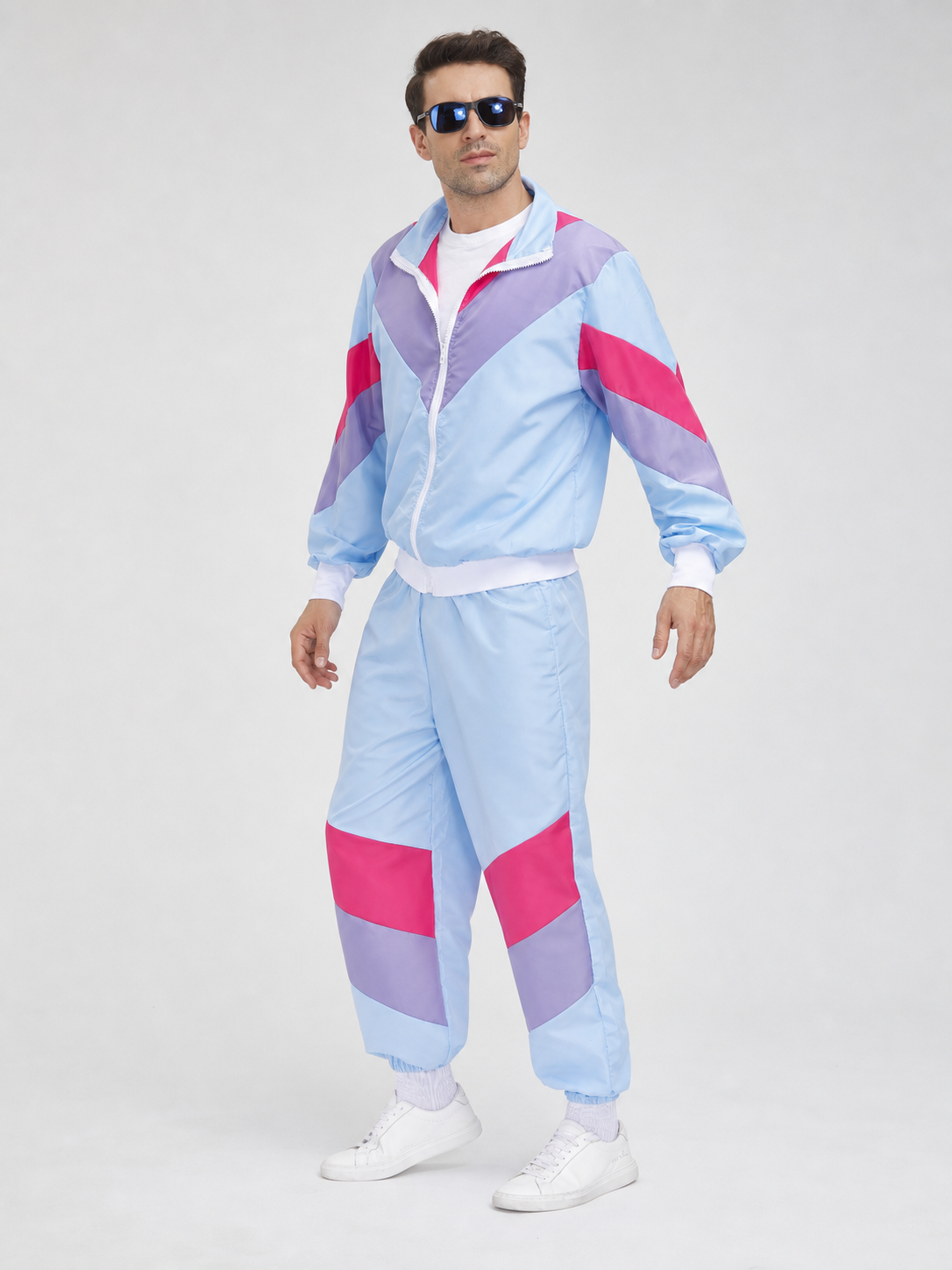 Sports tracksuit with jacket and pants, geometric inserts