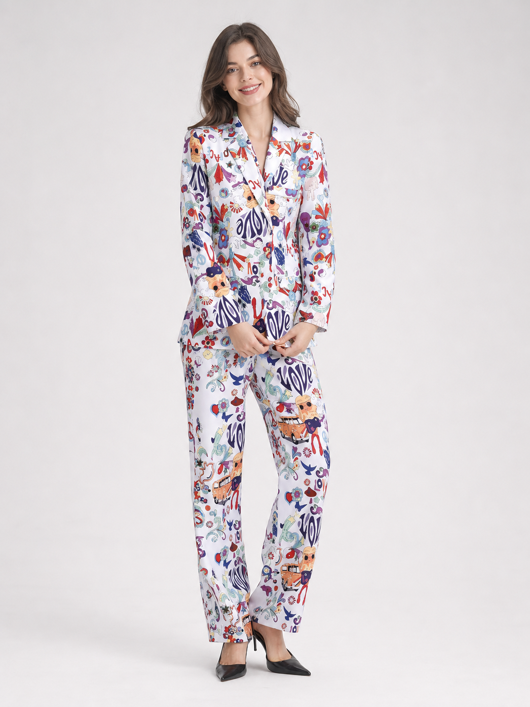Costume with LOVE print — jacket and pants
