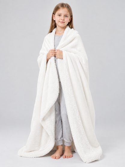 Double-sided flannel and polyester blanket, white