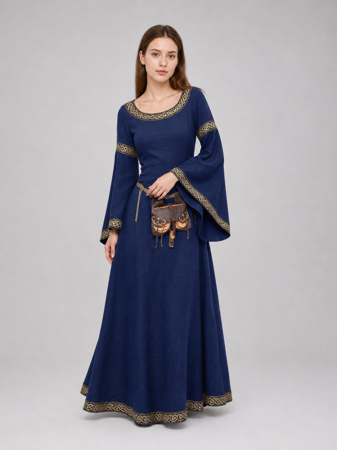 Long Medieval Dress with Belt and Pendant