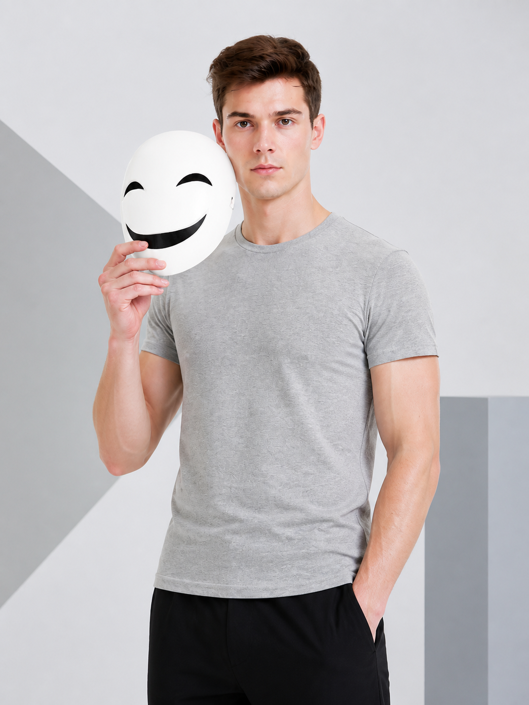White and Black Carnival Mask for Halloween and Cosplay Costume Masks detail