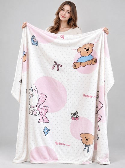 Reversible white blanket with bunny and bear print