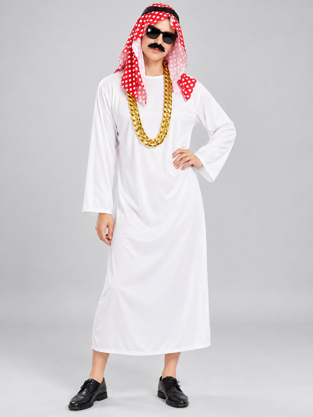 Costume with White Robe, Headscarf, Glasses, and Chain Costumes detail
