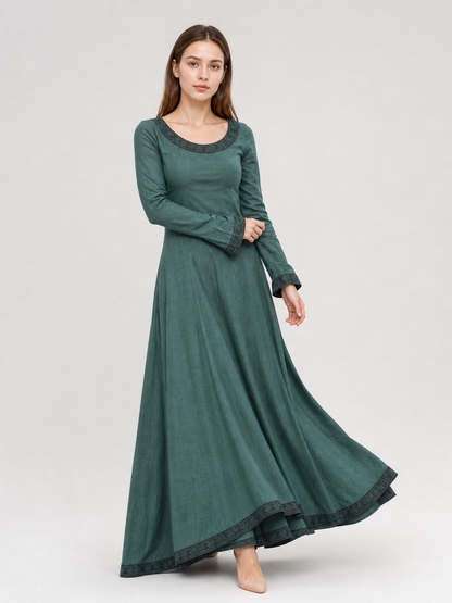 Medieval Green Maxi Dress with Long Sleeves