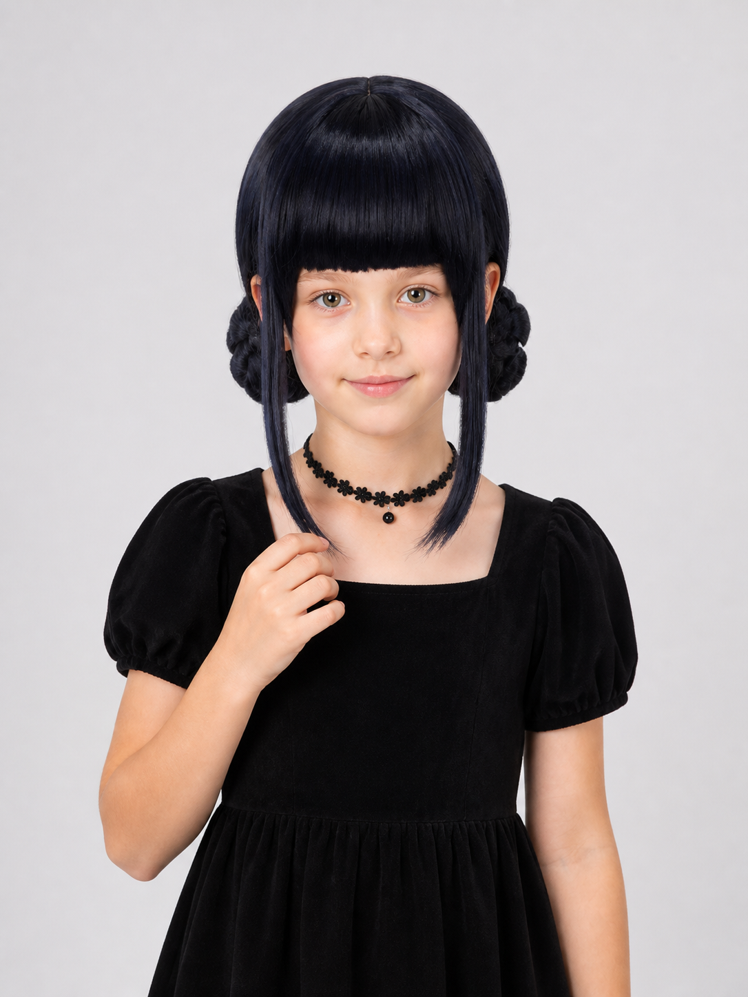 Zoe Black Cosplay Wig, Straight Hair, Bangs Costume Wigs detail