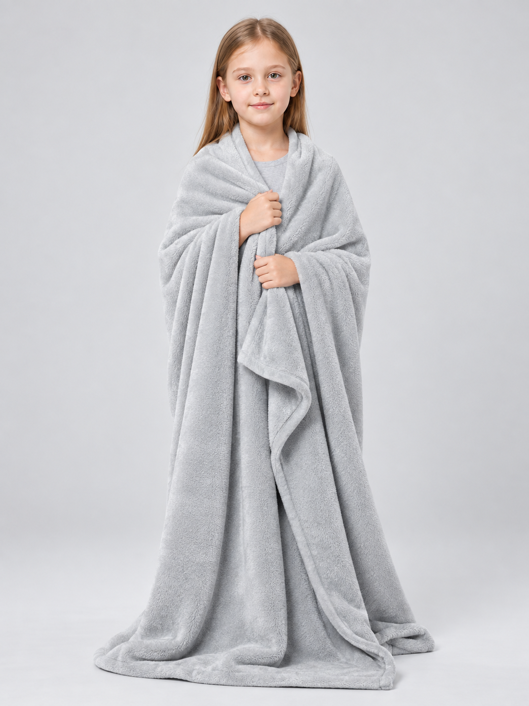 Silver-gray polyester blanket with bound edges