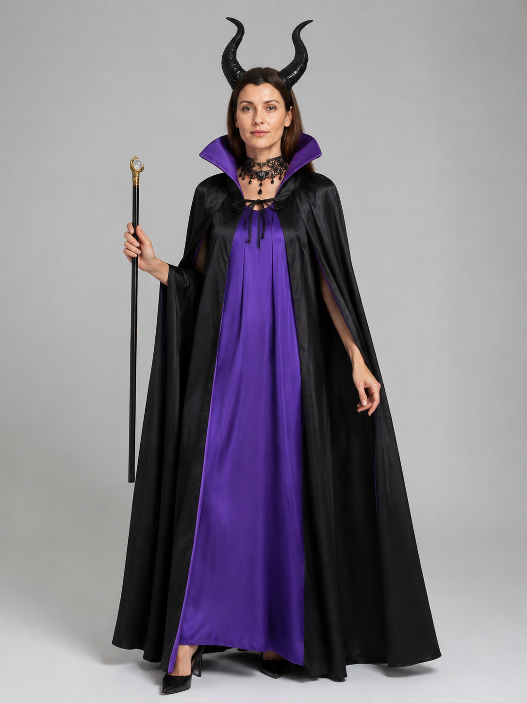 Witch Costume with Cape and Accessories Costume Capes detail