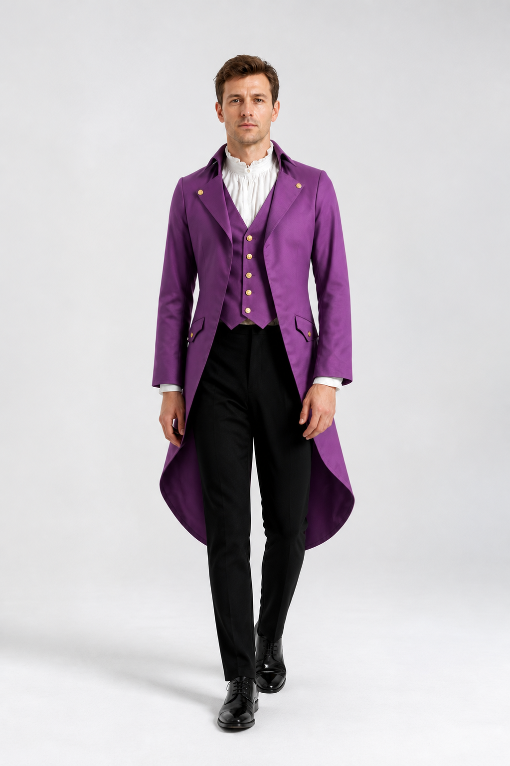 Men's Medieval Long Tailcoat with Gold-Tone Buttons Costumes detail