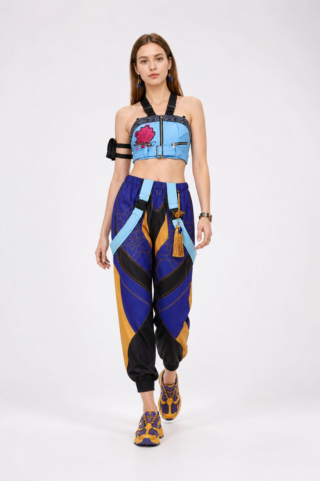 Cosplay Costume with a Cropped Top and Pants Costumes detail 2