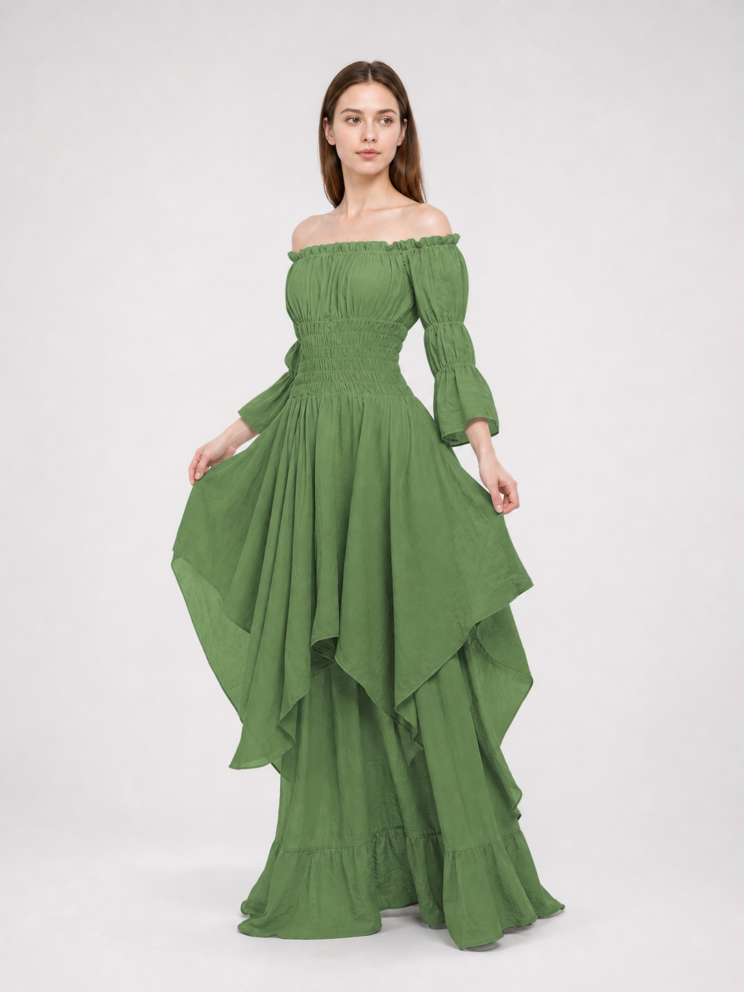 Long Dress with Voluminous Sleeves in a Vintage Style