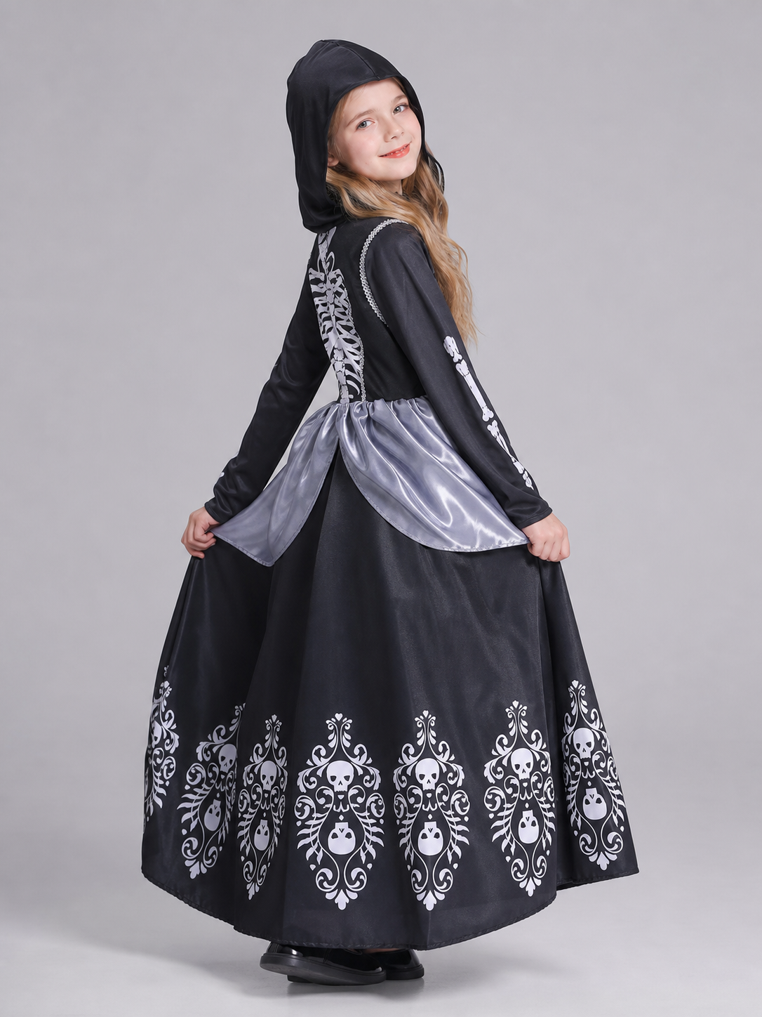 Gothic hooded dress with long sleeves