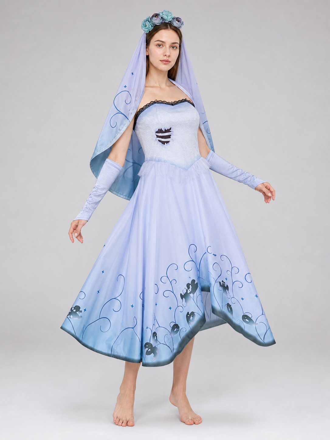 Cosplay Costume: Light Purple Dress with Veil and Decorative Details