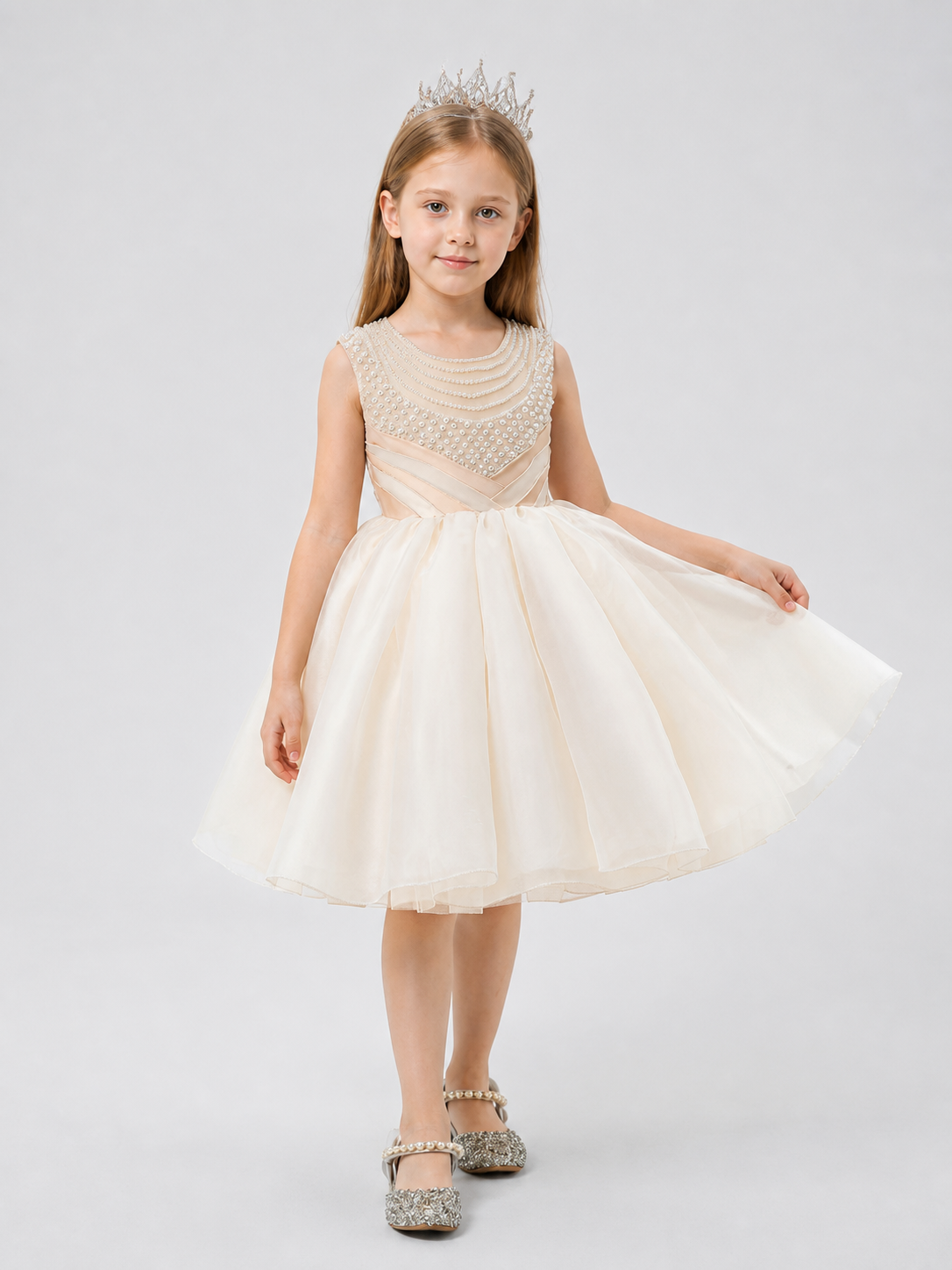 Full Dress with Pearls and Sequins for Special Occasions