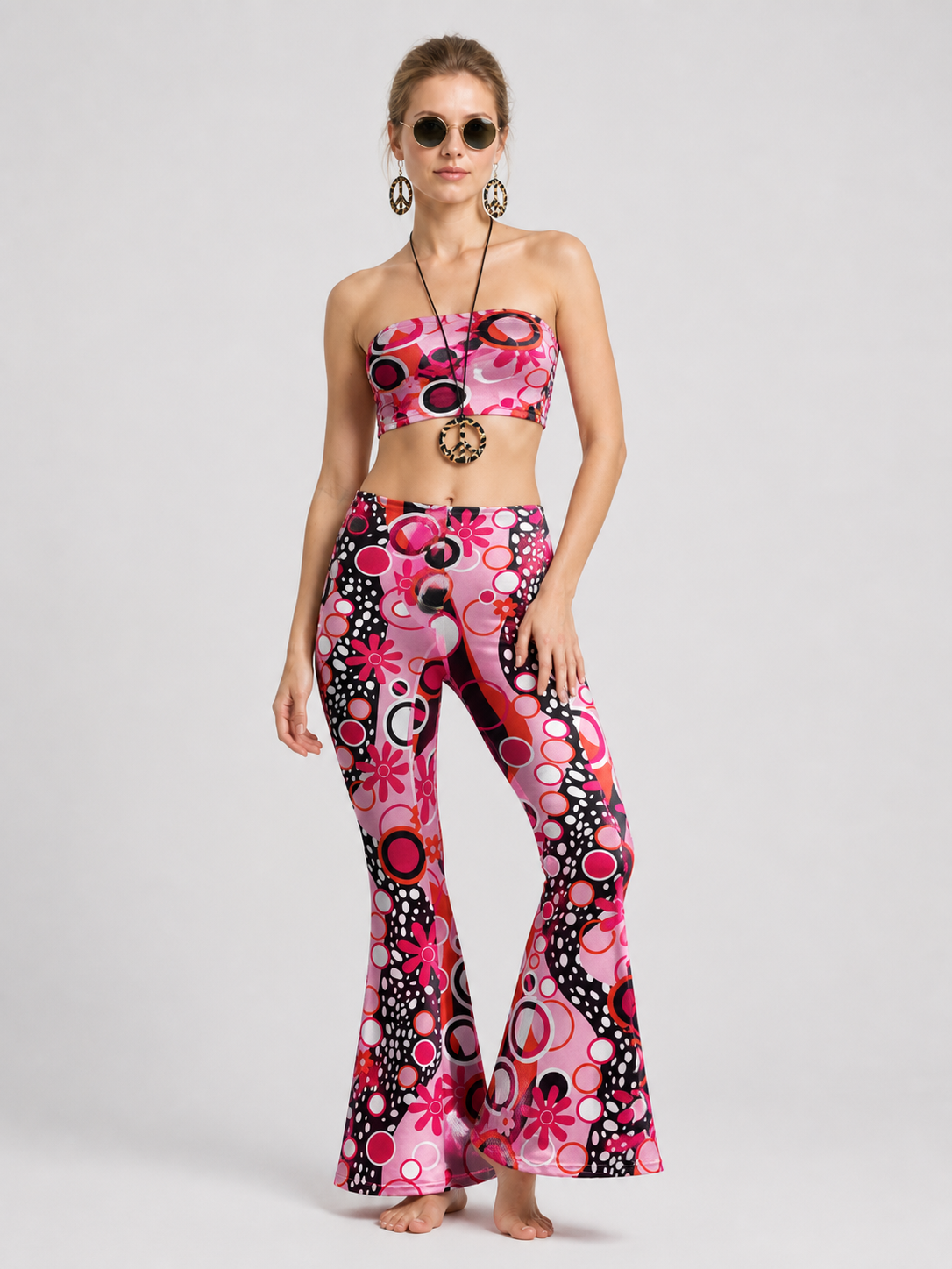 Hippie-Style Set: Flare Pants, Shorts, and Accessories Costume Accessories detail 2