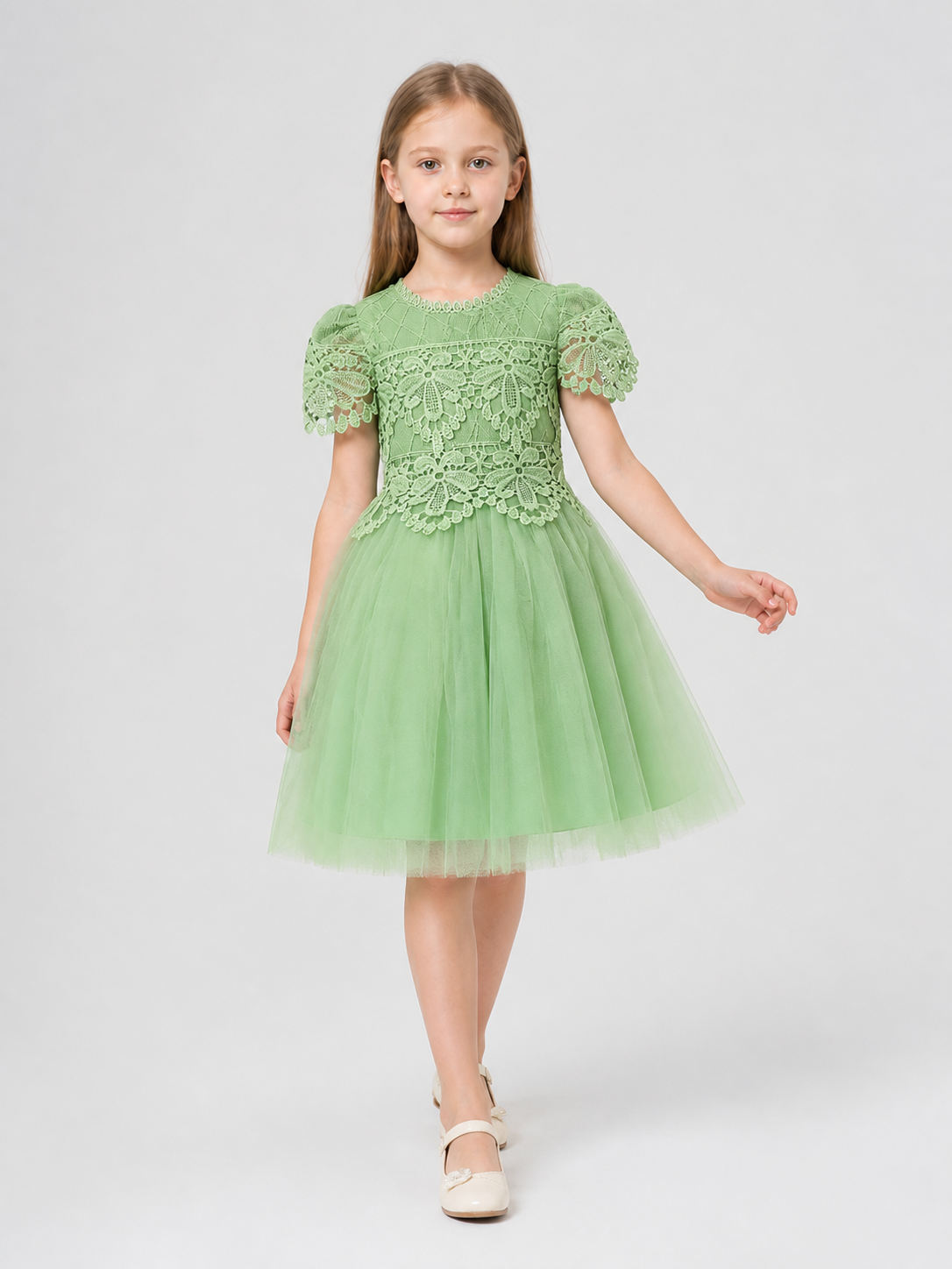 Dressy Girls' Dress with Lace and Full Tulle Skirt Costume Dresses detail 2