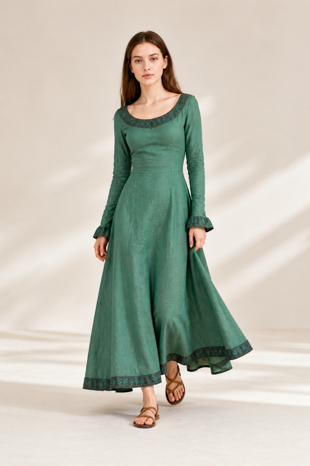Dark Green Medieval Dress with Long Sleeves