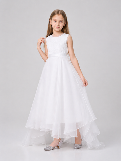 White Princess Dress with a Bow and Full Skirt Costume Dresses detail 2