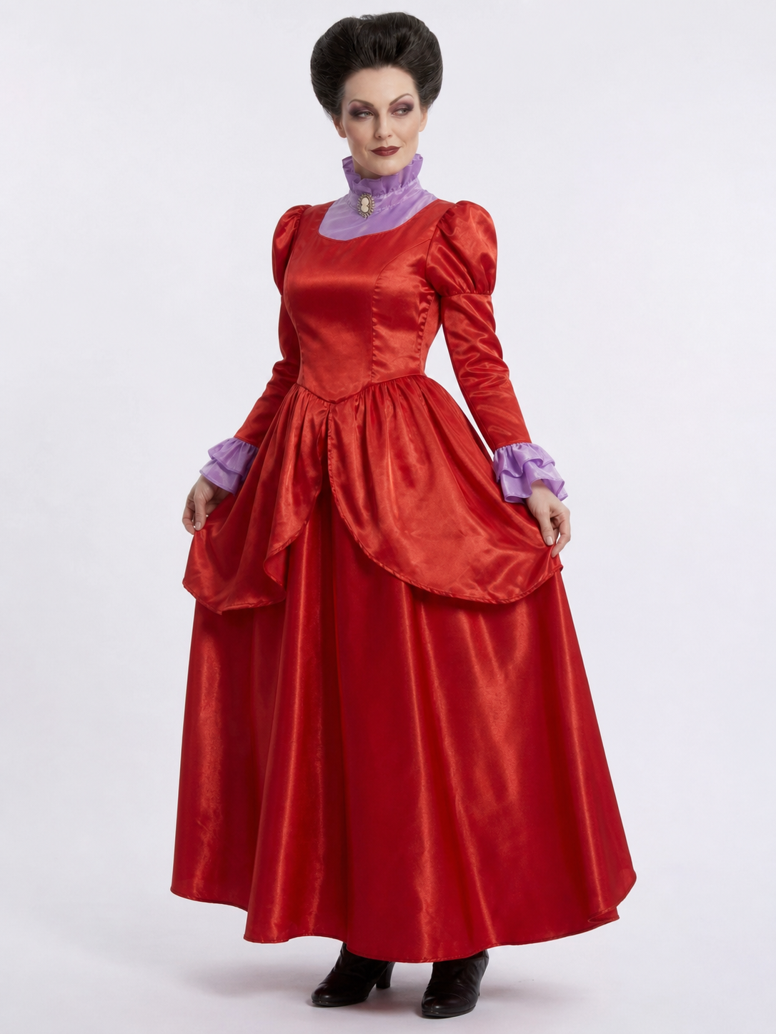 Red Queen Stage Costume with a High Collar