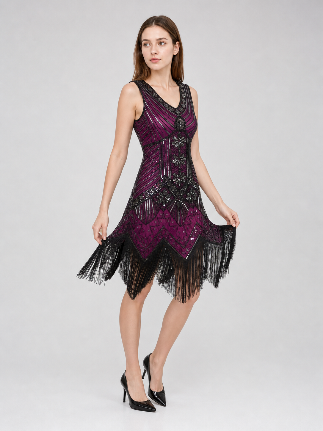 1920s-Style Flapper Dress with Fringe and Sequins