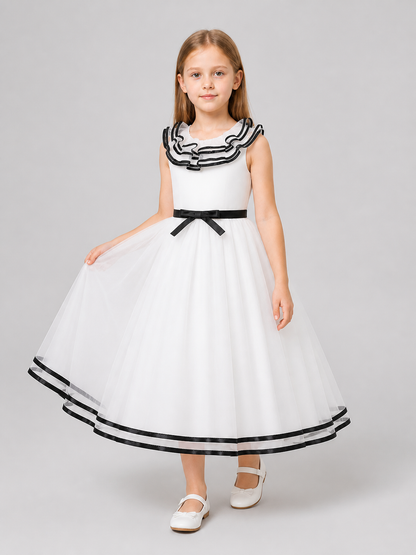 Princess Dress for Girls with a Full Skirt and Bow Costume Dresses detail 2