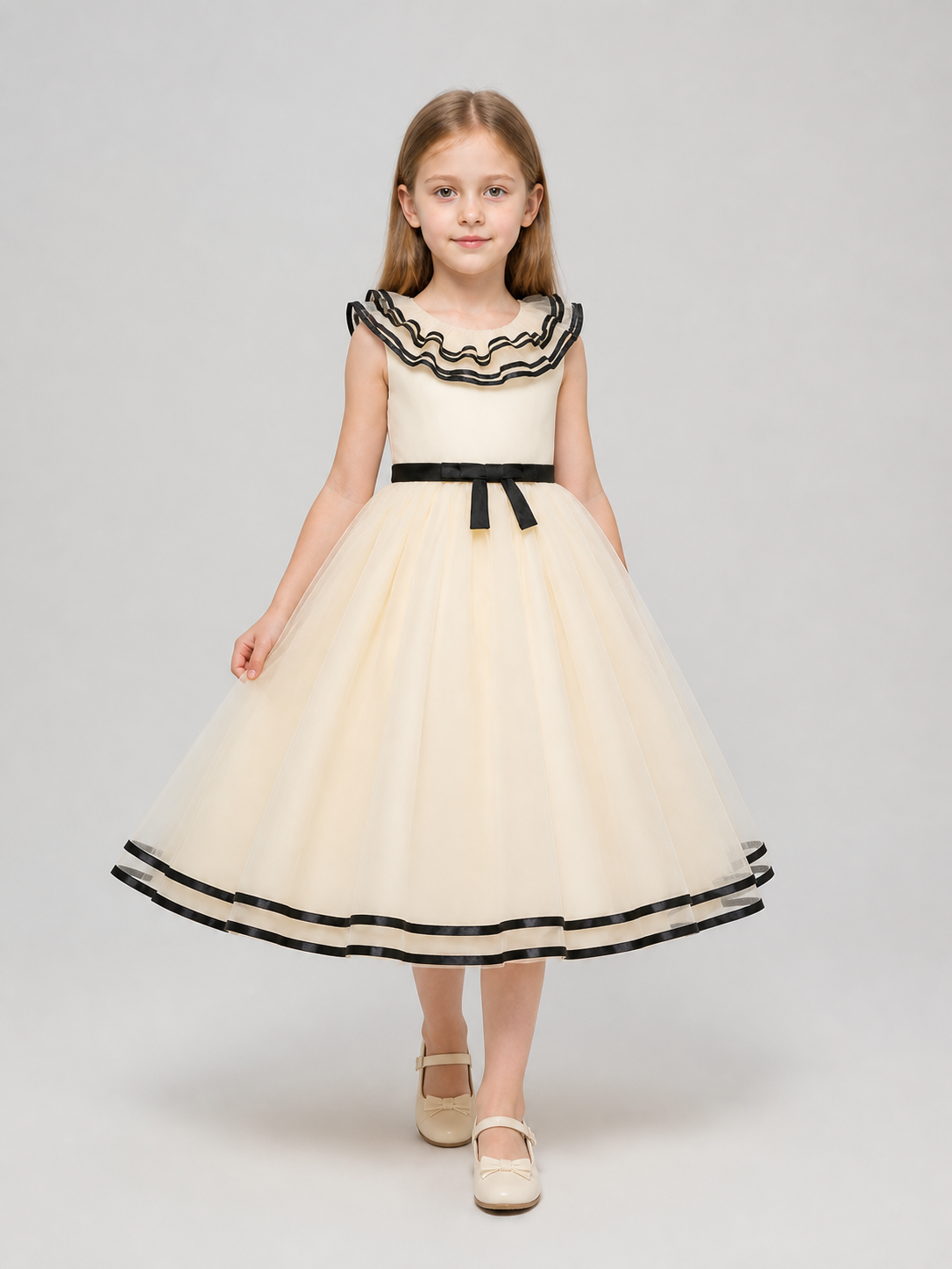 Festive Dress with a Full Tulle Skirt and Bow Costume Dresses detail 2