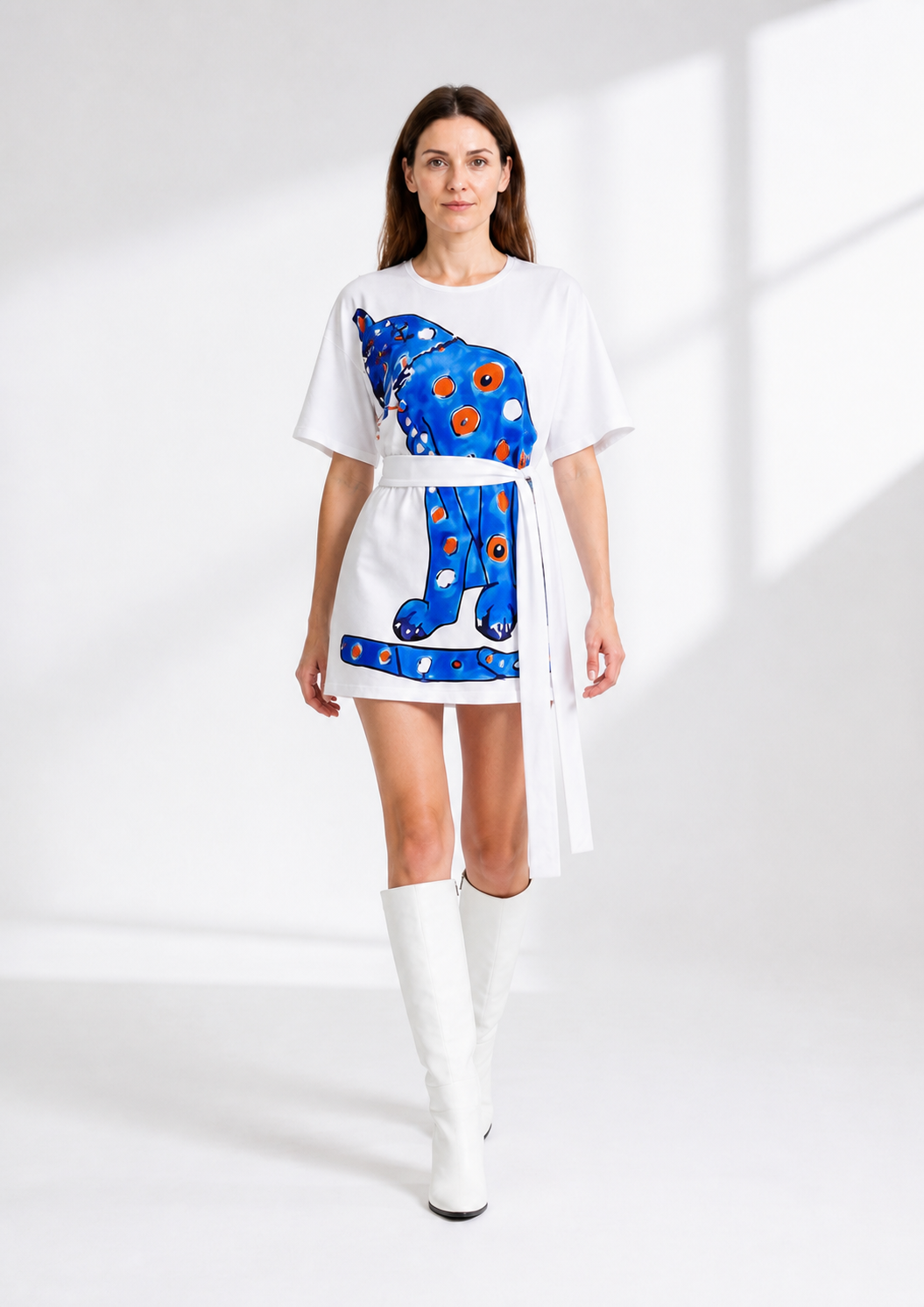 White short carnival dress with print and belt Costume Dresses detail 2