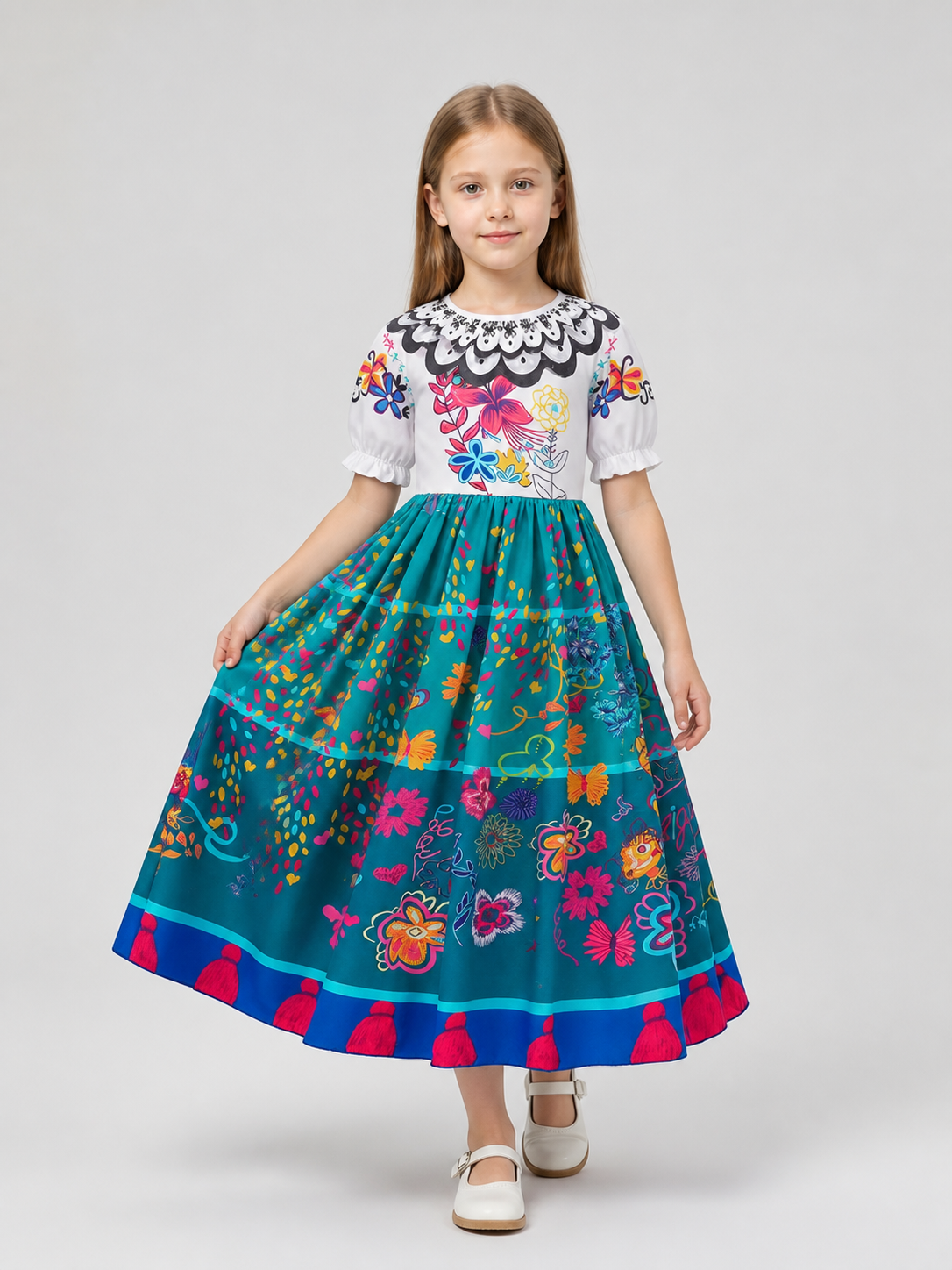 Children's cosplay dress inspired by the film Encanto Costume Dresses detail 2