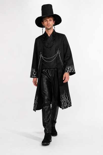 Cosplay Costume with a Wide-Brimmed Hat and Accessories Costume Headwear detail 2