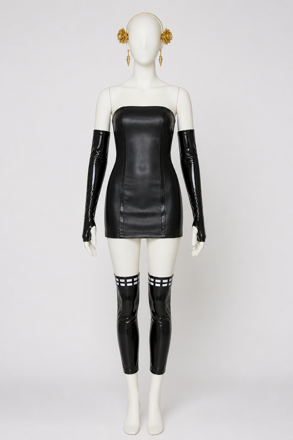 Yor Forger Cosplay Costume from the Anime Spy x Family Costumes detail 2