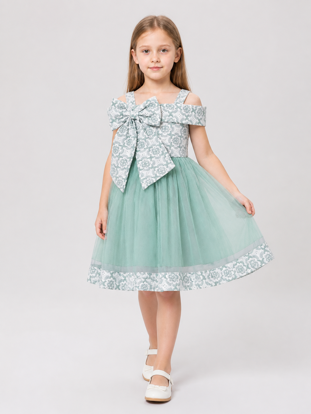 Fluffy Children's Princess Dress with Straps and Bow Costume Dresses detail 2