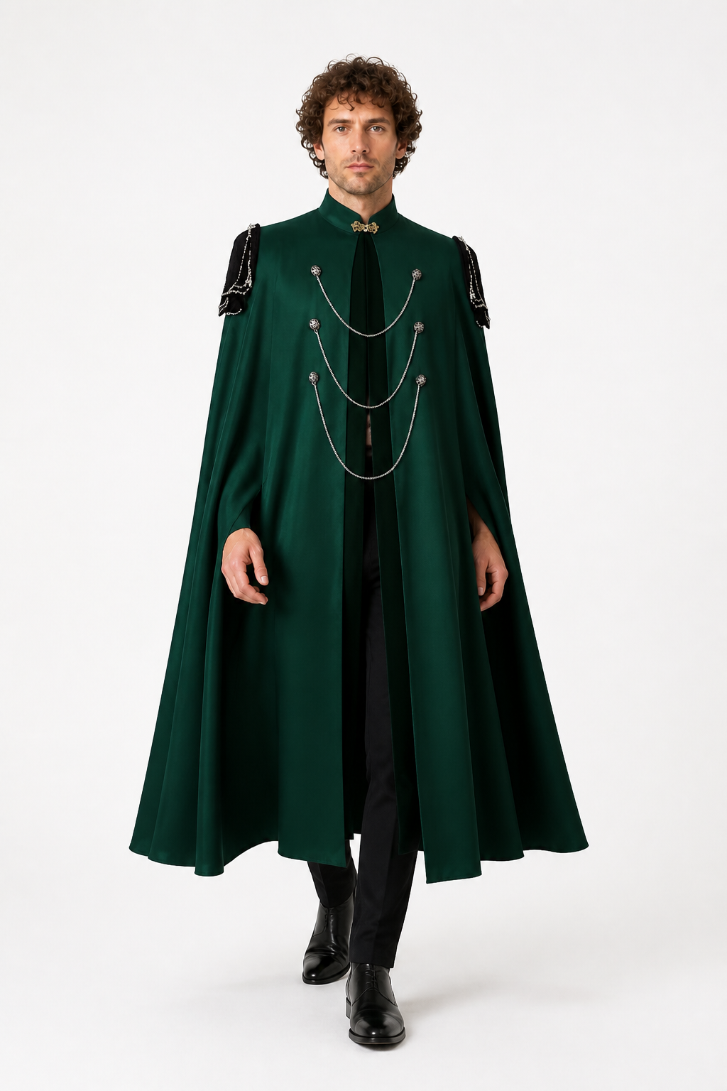 Gothic Cape with Chains and Stand-Up Collar Costume Capes detail 2