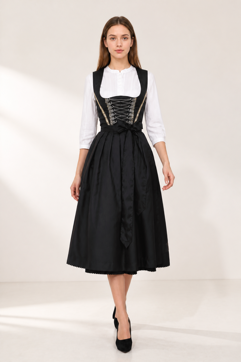 Dirndl Dress with Lacing for Oktoberfest Costume Dresses detail