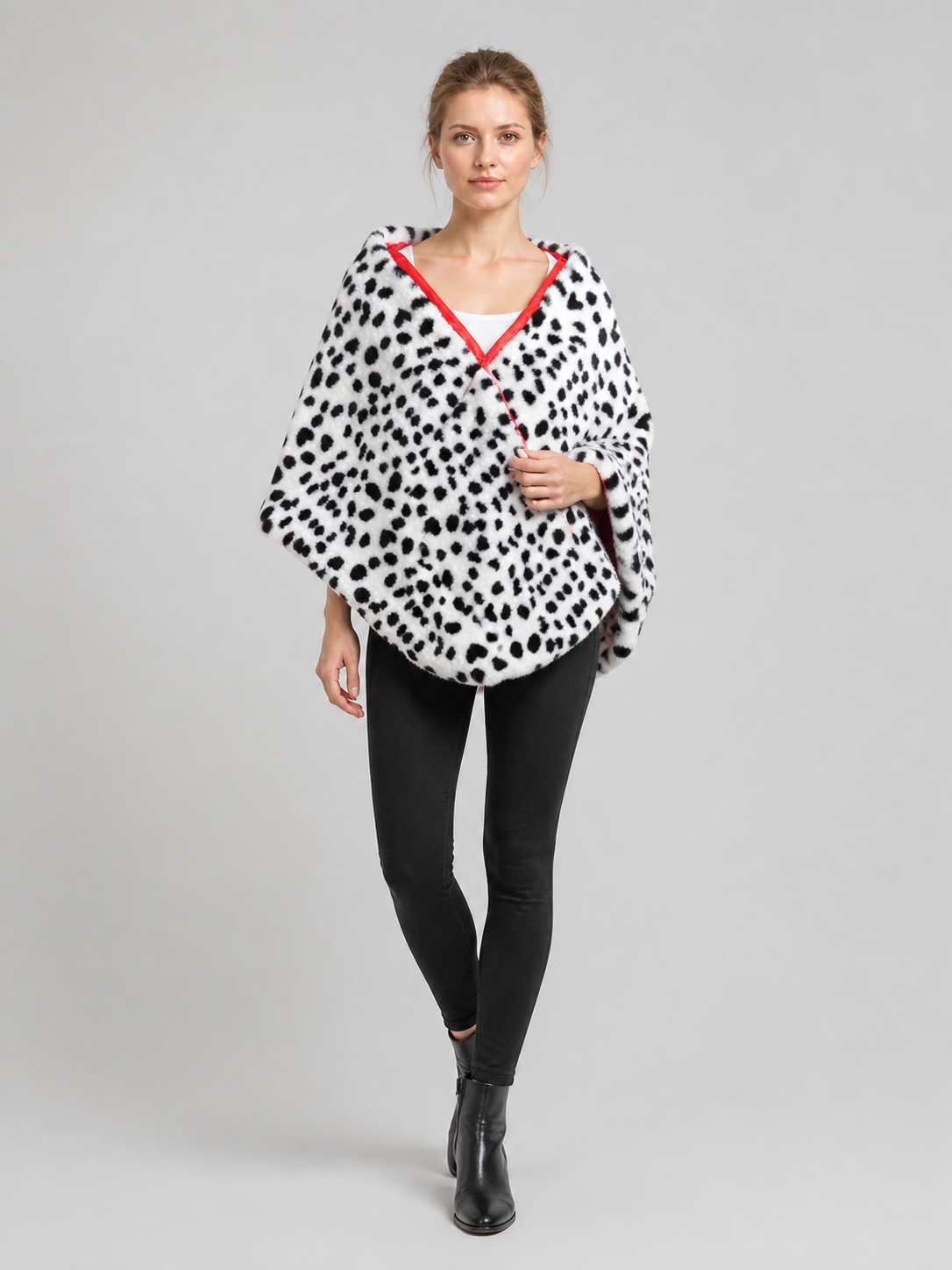 Cruella Cosplay Cape Cloak, Black and White, M–XL product detail 2