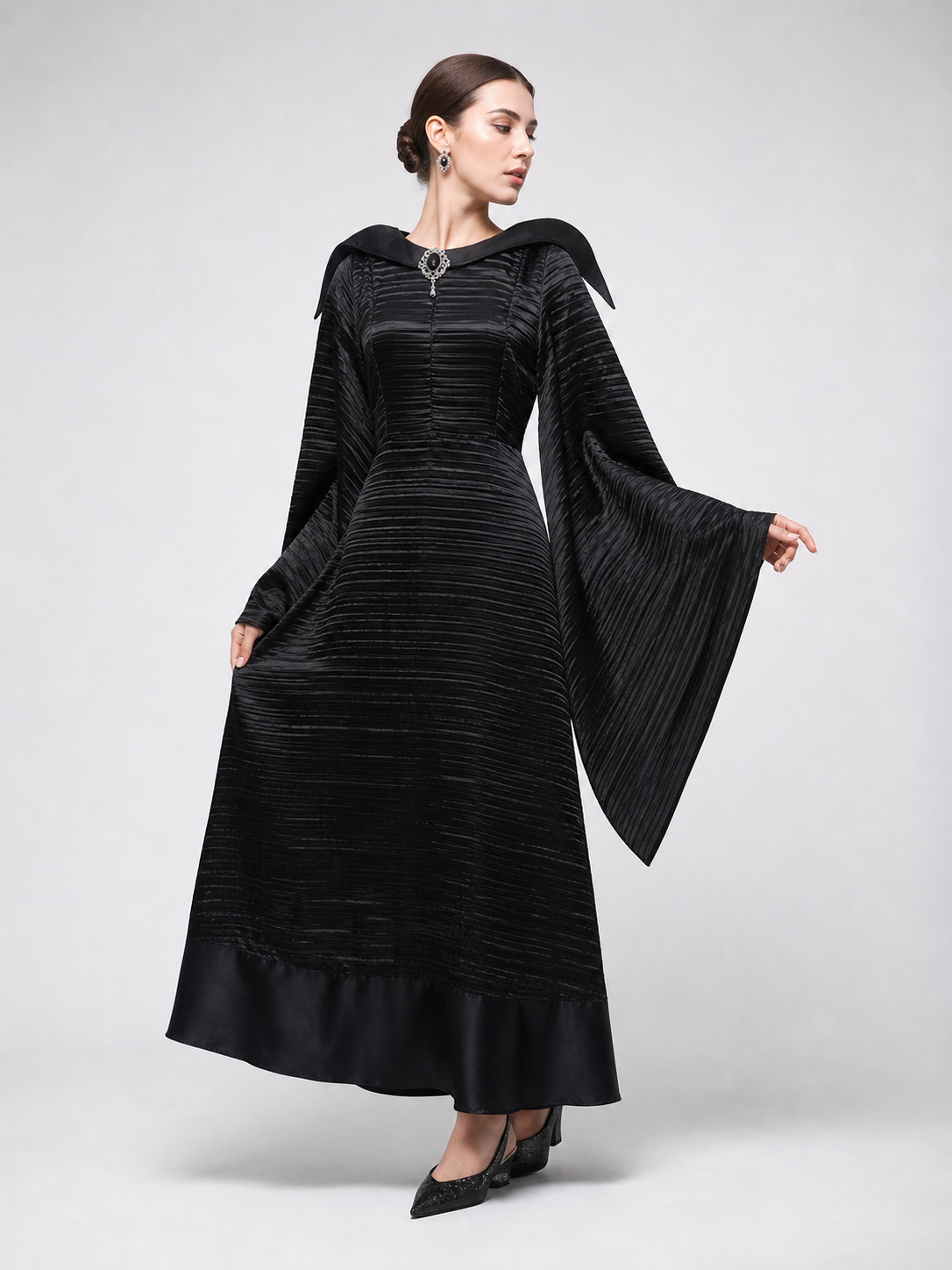 Gothic Cosplay Costume with Dress and Hat