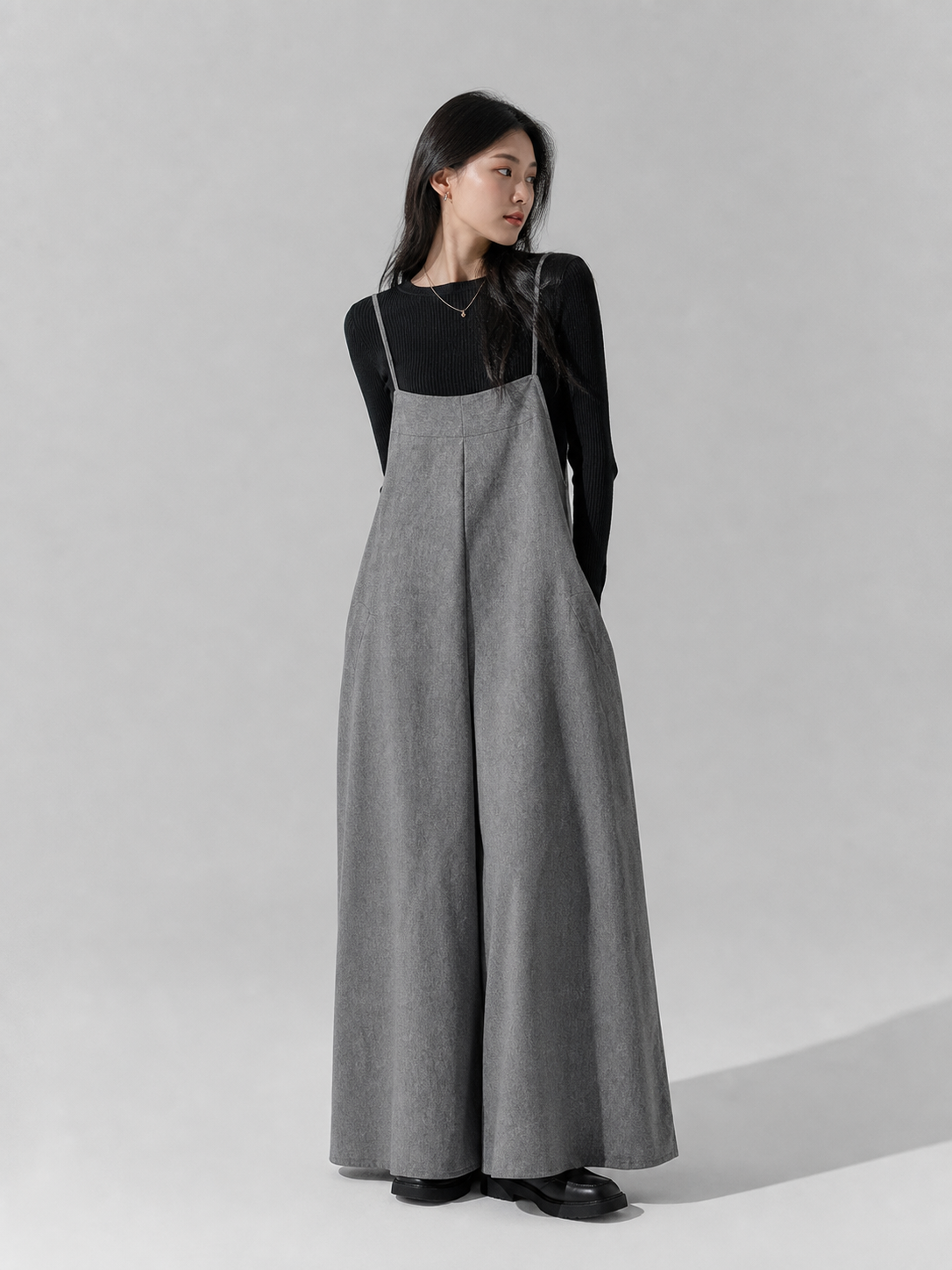 Gray Wide-Leg Overalls for Everyday Outfits