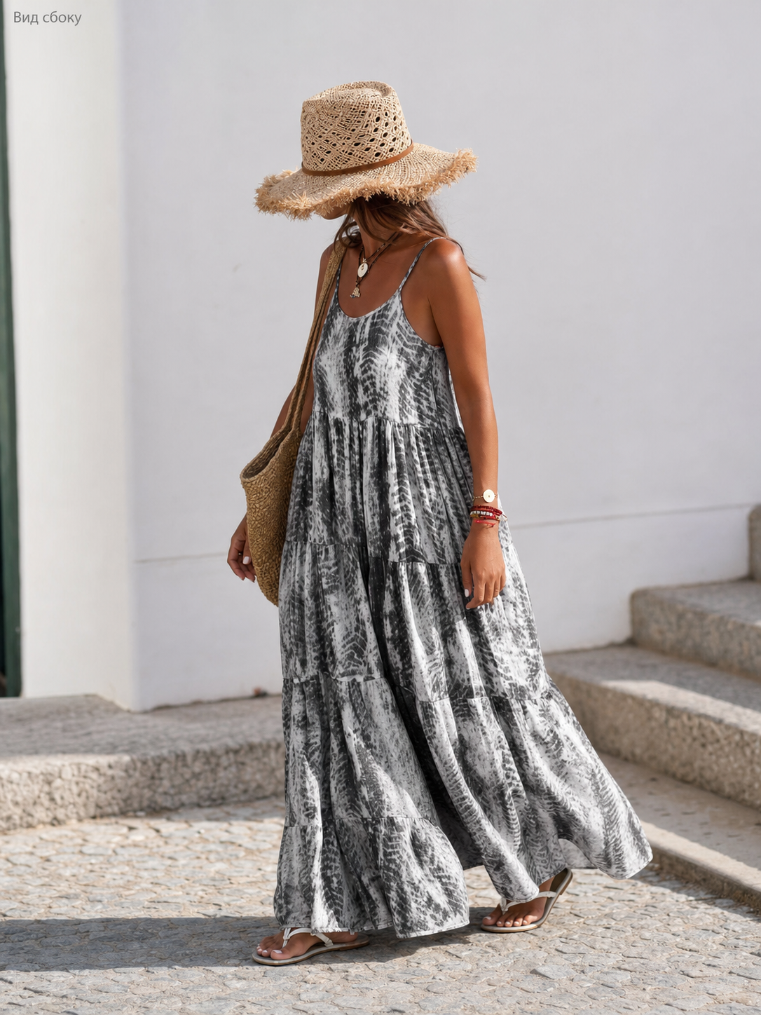 Women's Long Sleeveless Dress with a Black-and-White Pattern