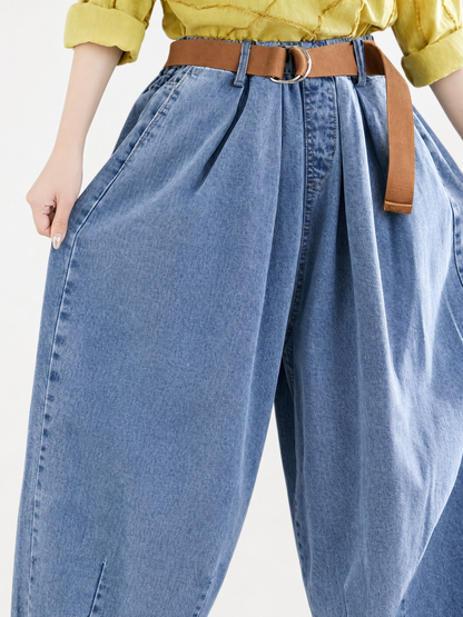 Wide-leg harem pants with a high rise and belt