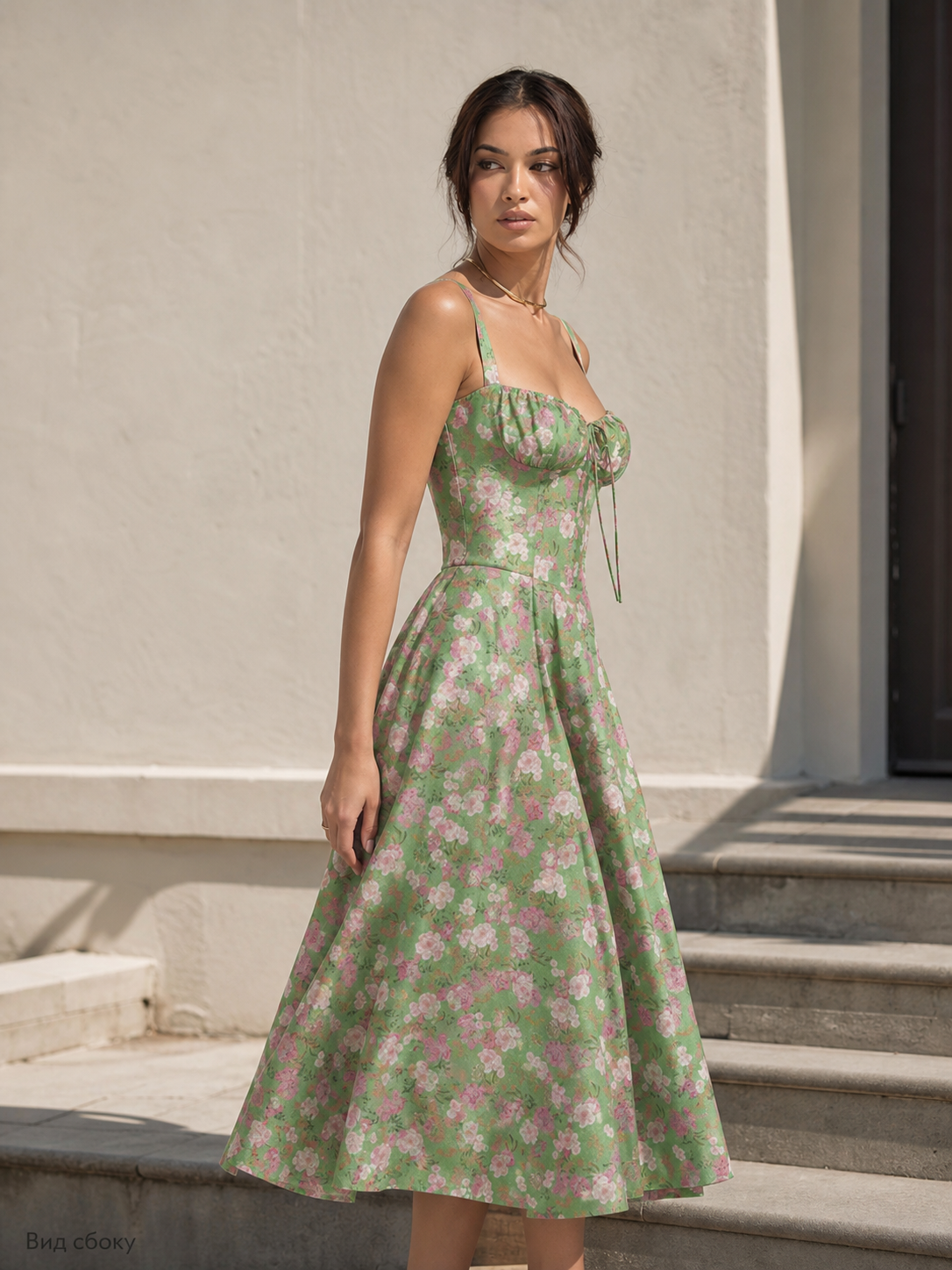 Women's dress with thin straps and floral print