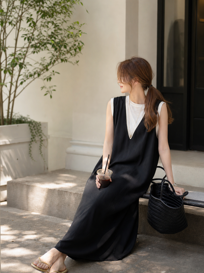 Long Black Sleeveless Dress with V-Neck