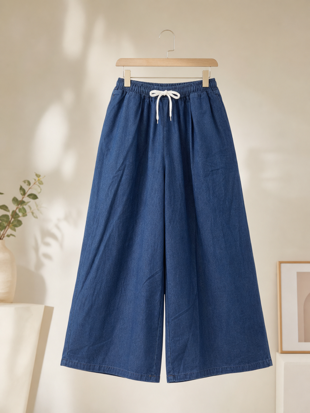 Blue wide-leg pants with an elastic waistband