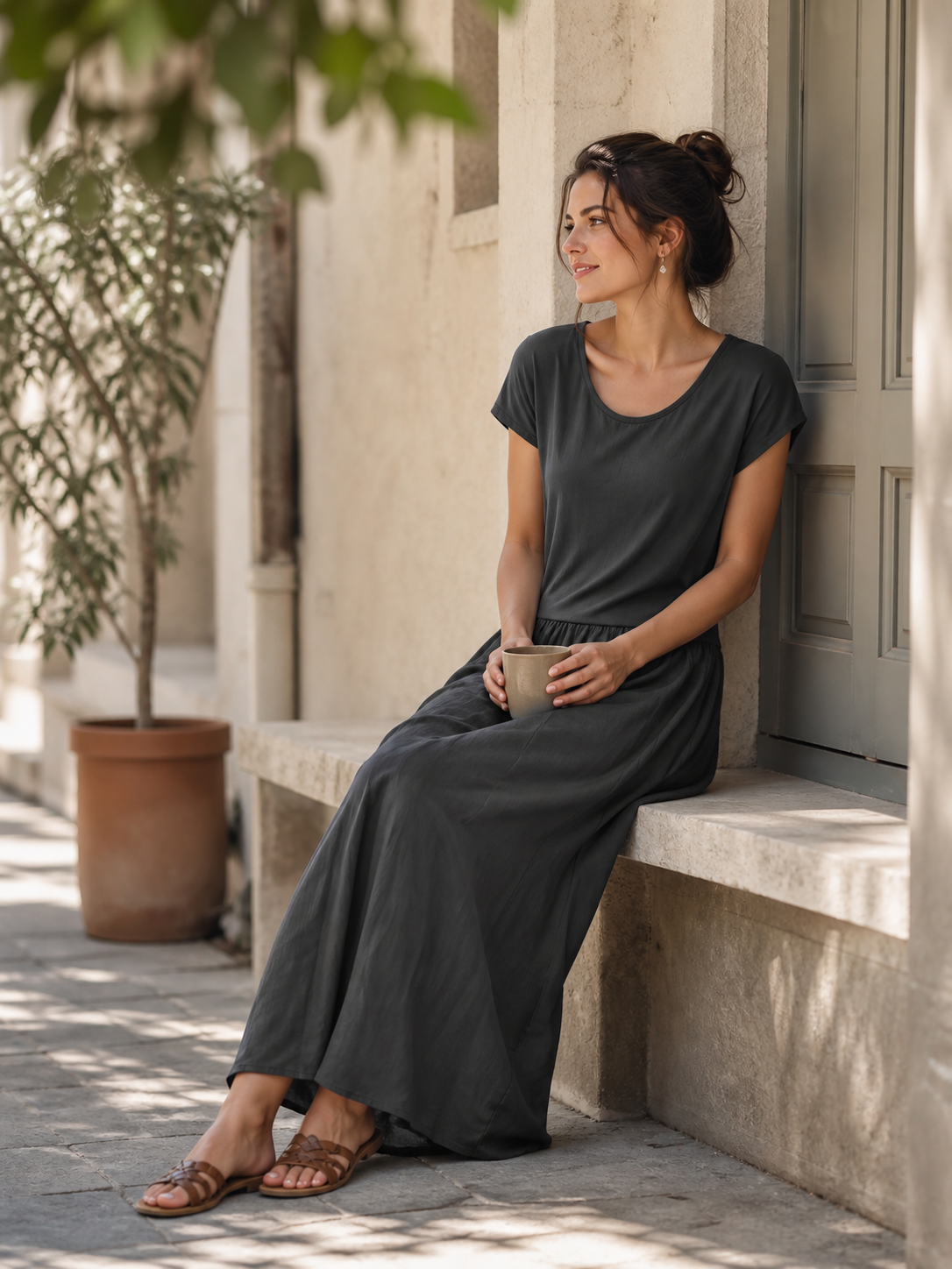 Women's Long Dress with Short Sleeves and Pleats