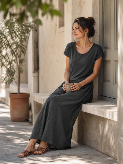 Women's Long Dress with Short Sleeves and Pleats