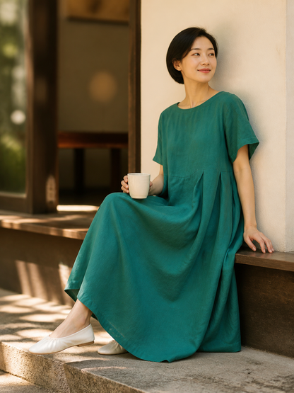 Women's Loose-Fit Dress with a Round Neckline