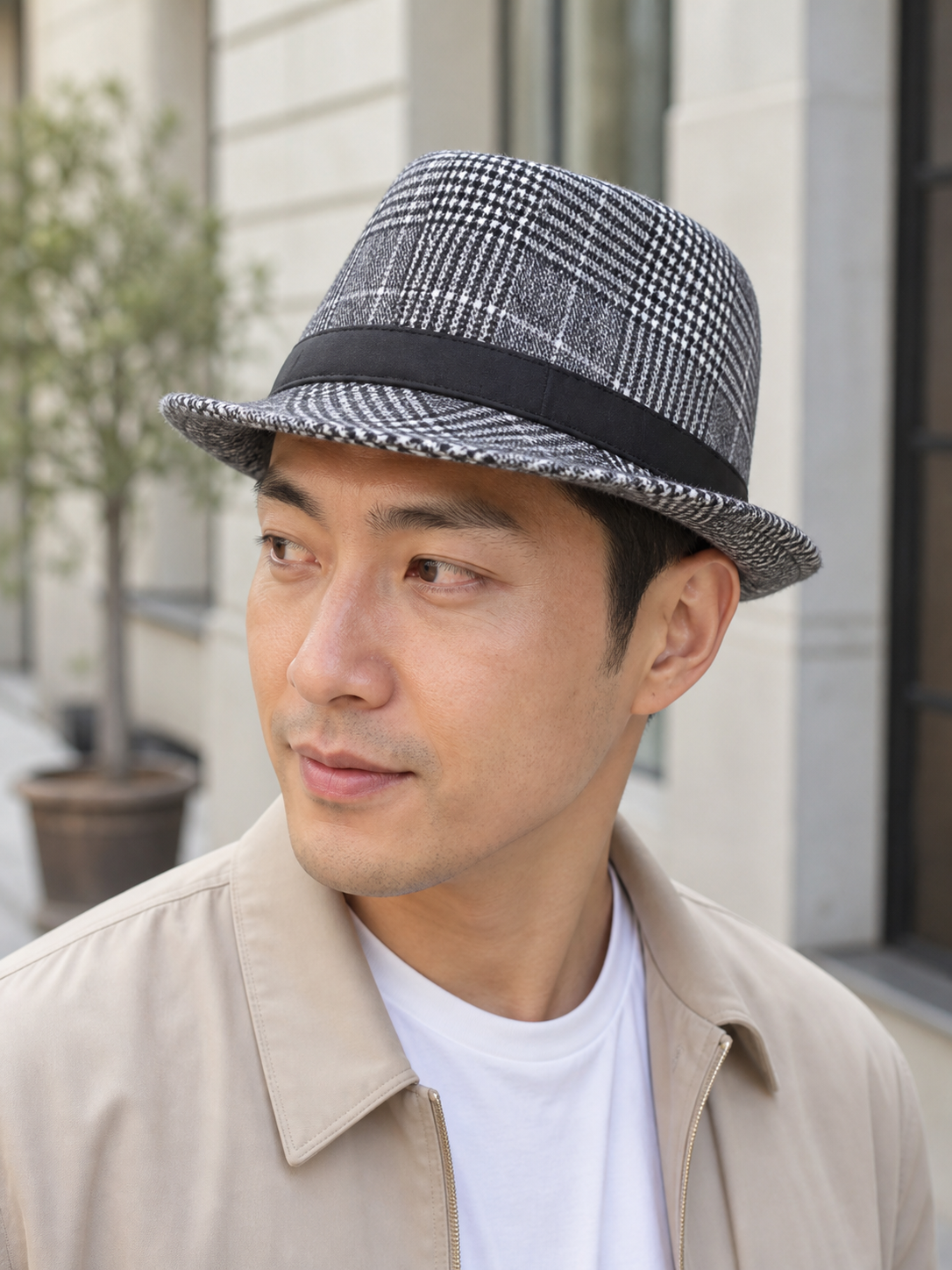 Carnival Hat in Gray and Black Plaid